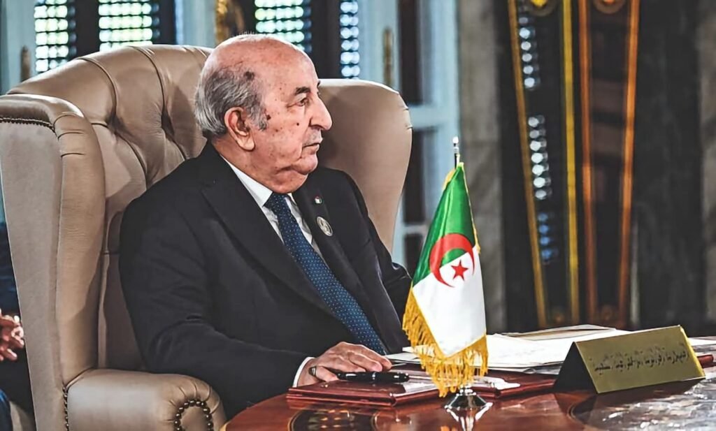 رئيس الجـمهوريـة عبد المجيد تبون يـأمر بإعداد مشروع نص لتنظيم صارم لنشطاء ووسطاء